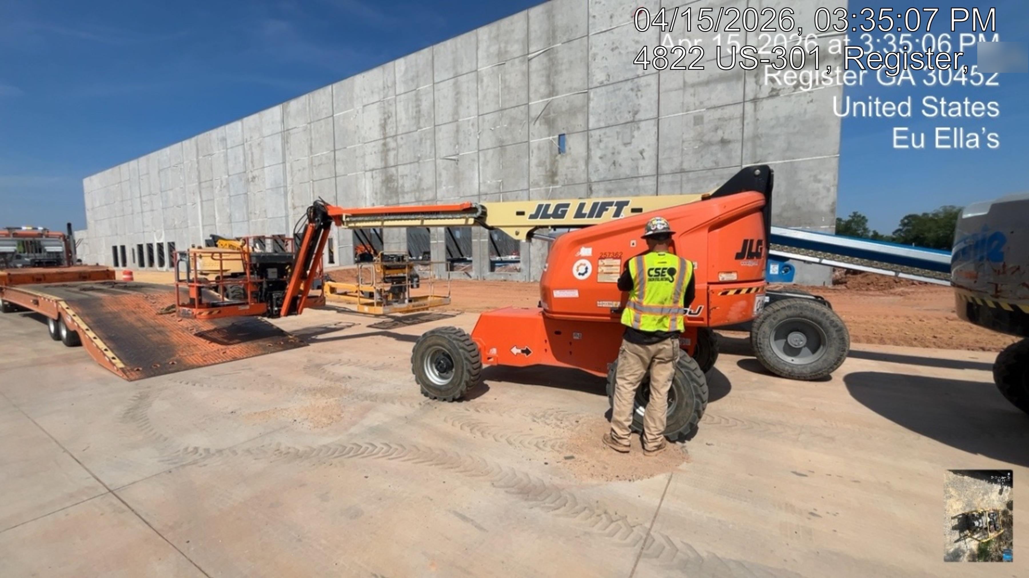 2022 JLG 460SJ