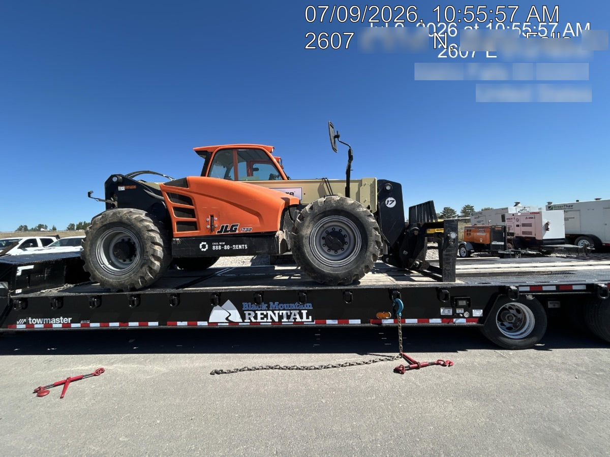 2023 JLG 1732