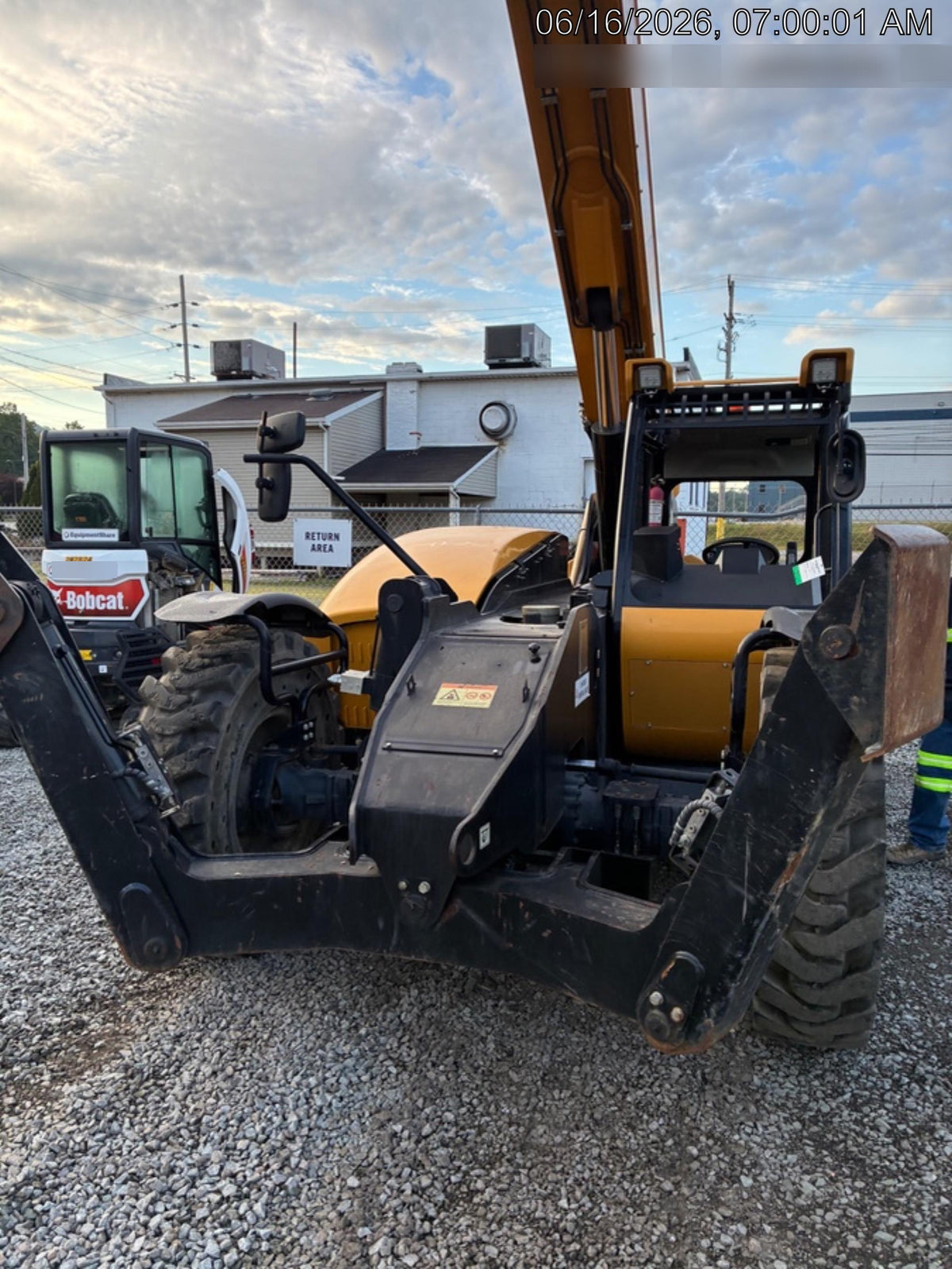 2022 SANY STH1056
