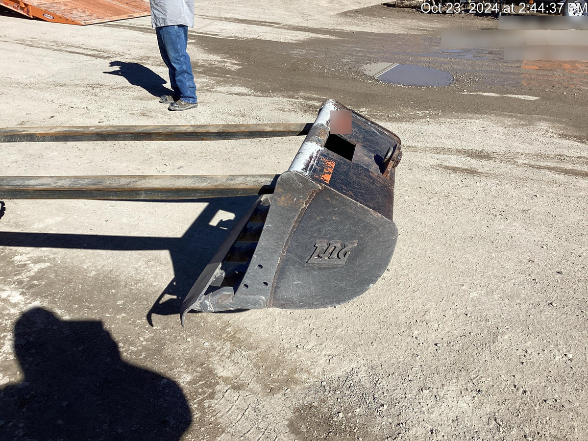 2020 TAG MANUFACTURING 36" HD QCB27 Bucket
