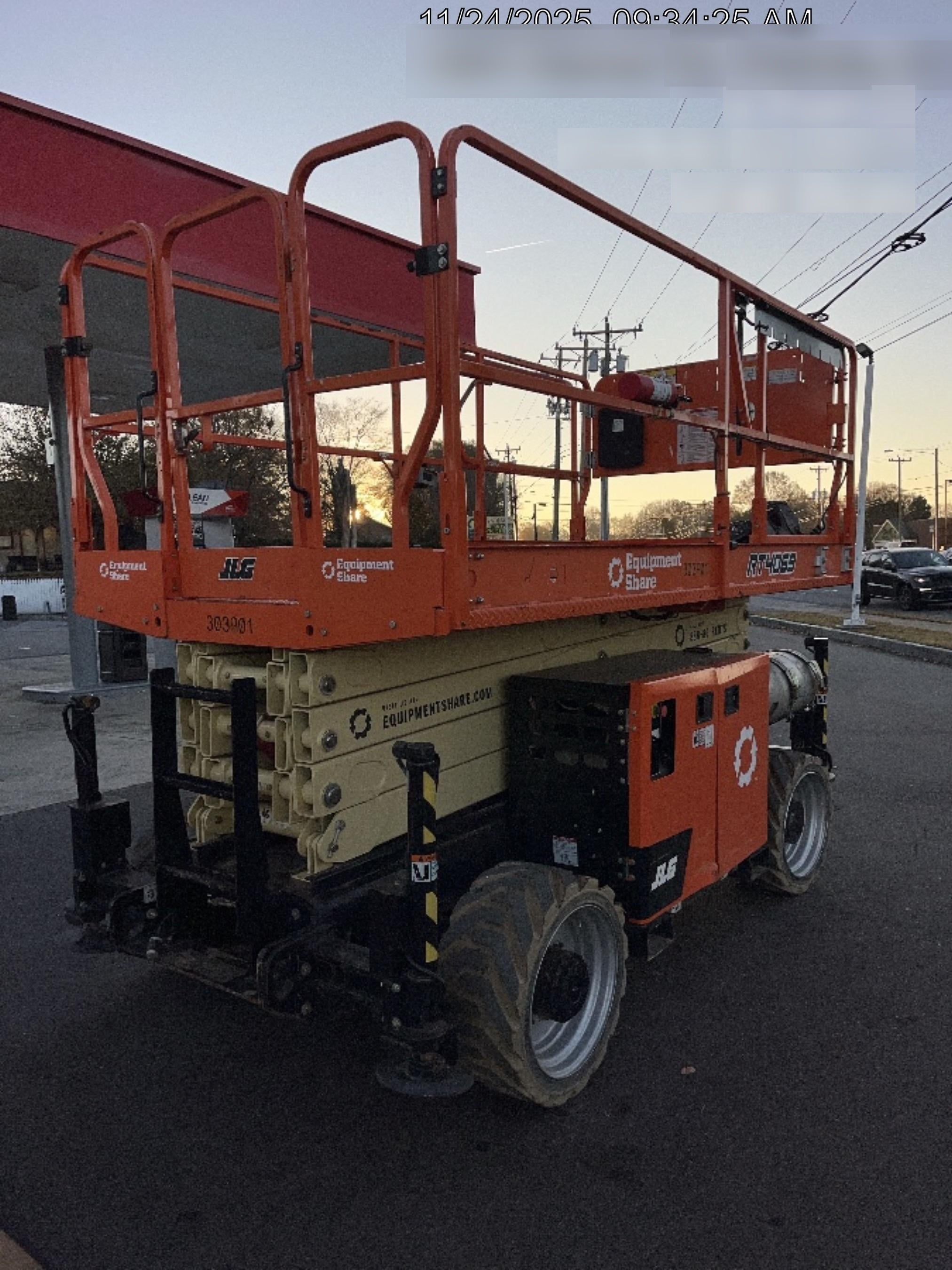 2023 JLG RT4069