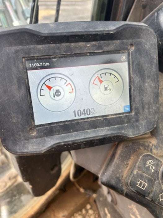 2022 Bobcat E50 Cab/Heat/Air, Rubber Tracks, Manual QC, Hydraulic Thumb