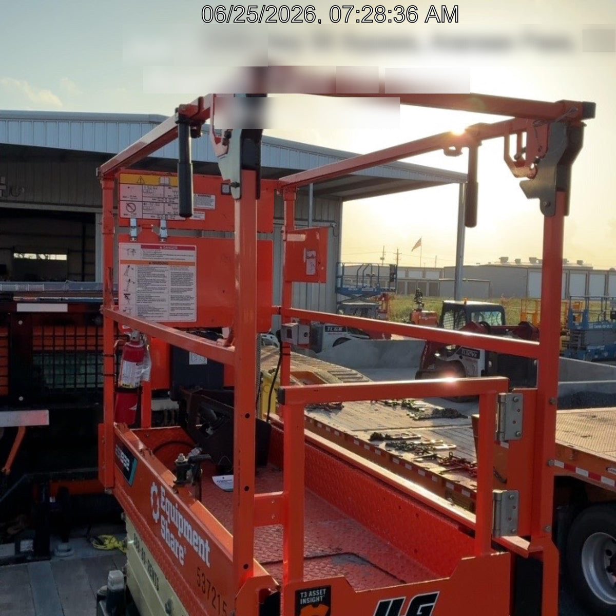 2025 JLG ES1932
