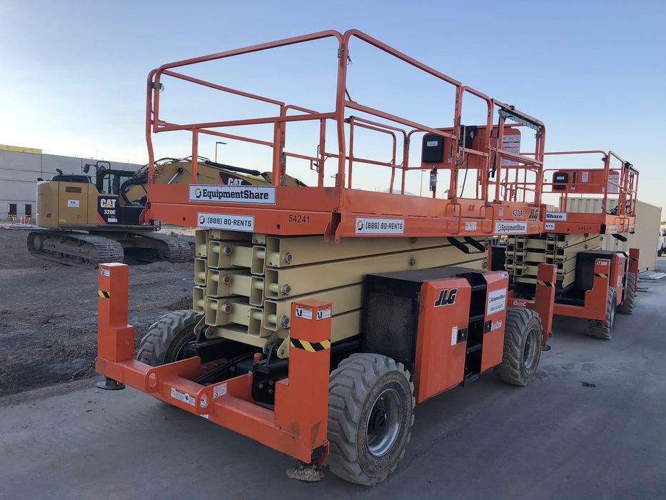 2020 JLG 430LRT