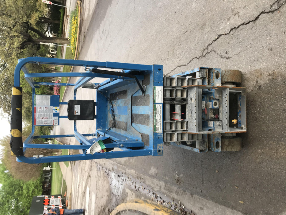 2019 Genie GS-1930 Fixed Rails with Chain Entry