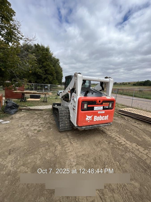 2021 BOBCAT T740