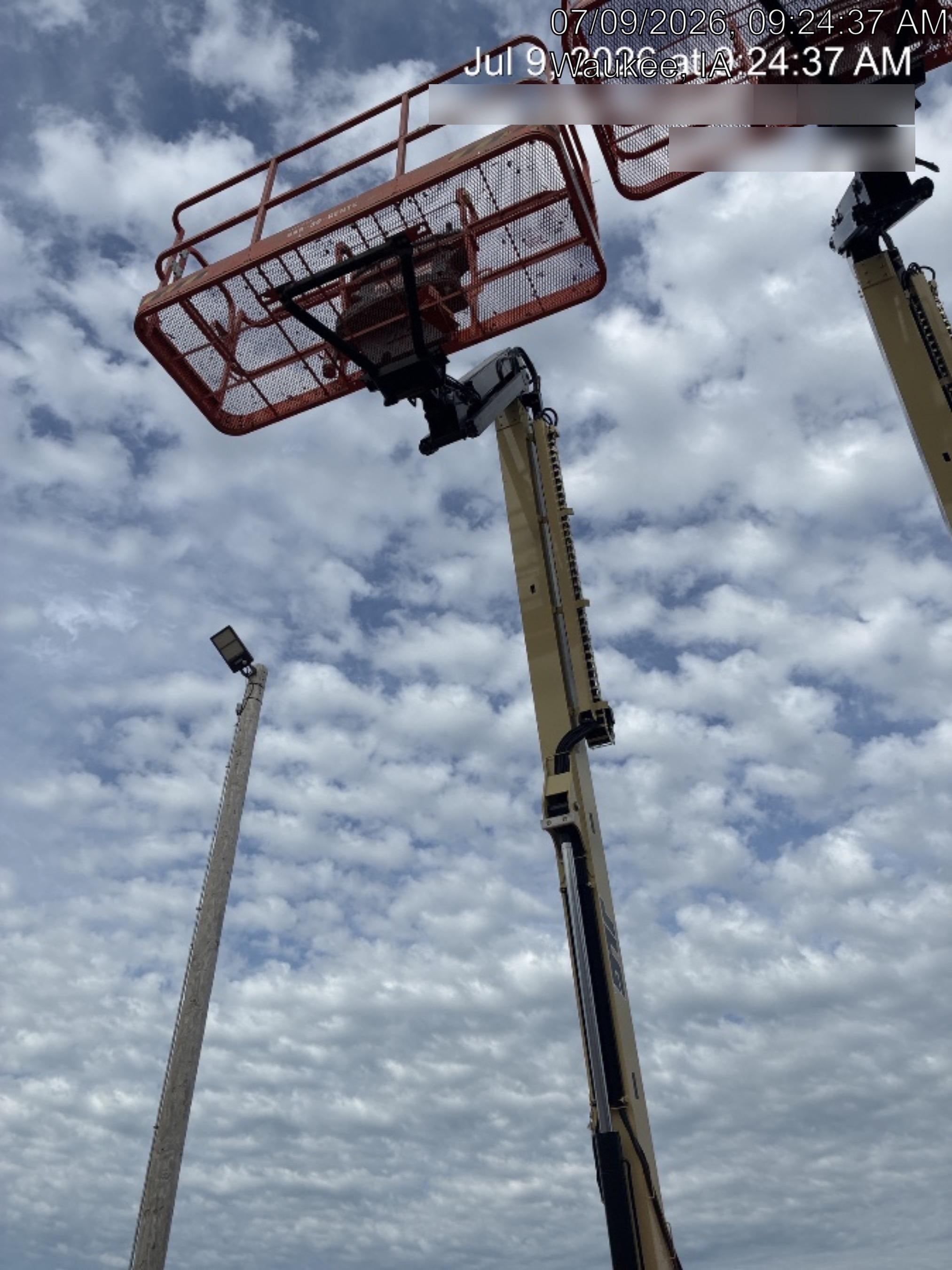 2025 JLG 460SJ