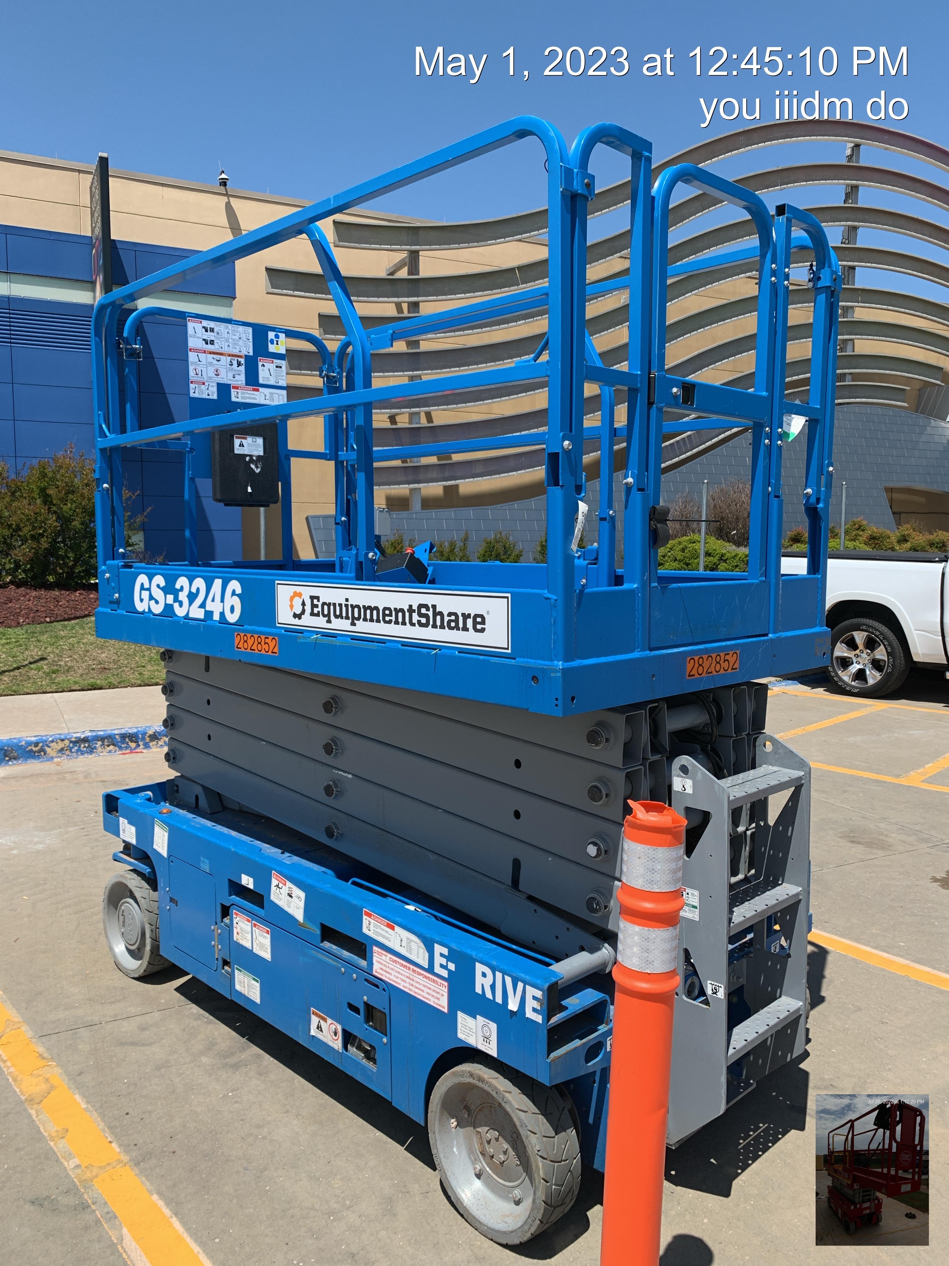 2022 GENIE GS-3246