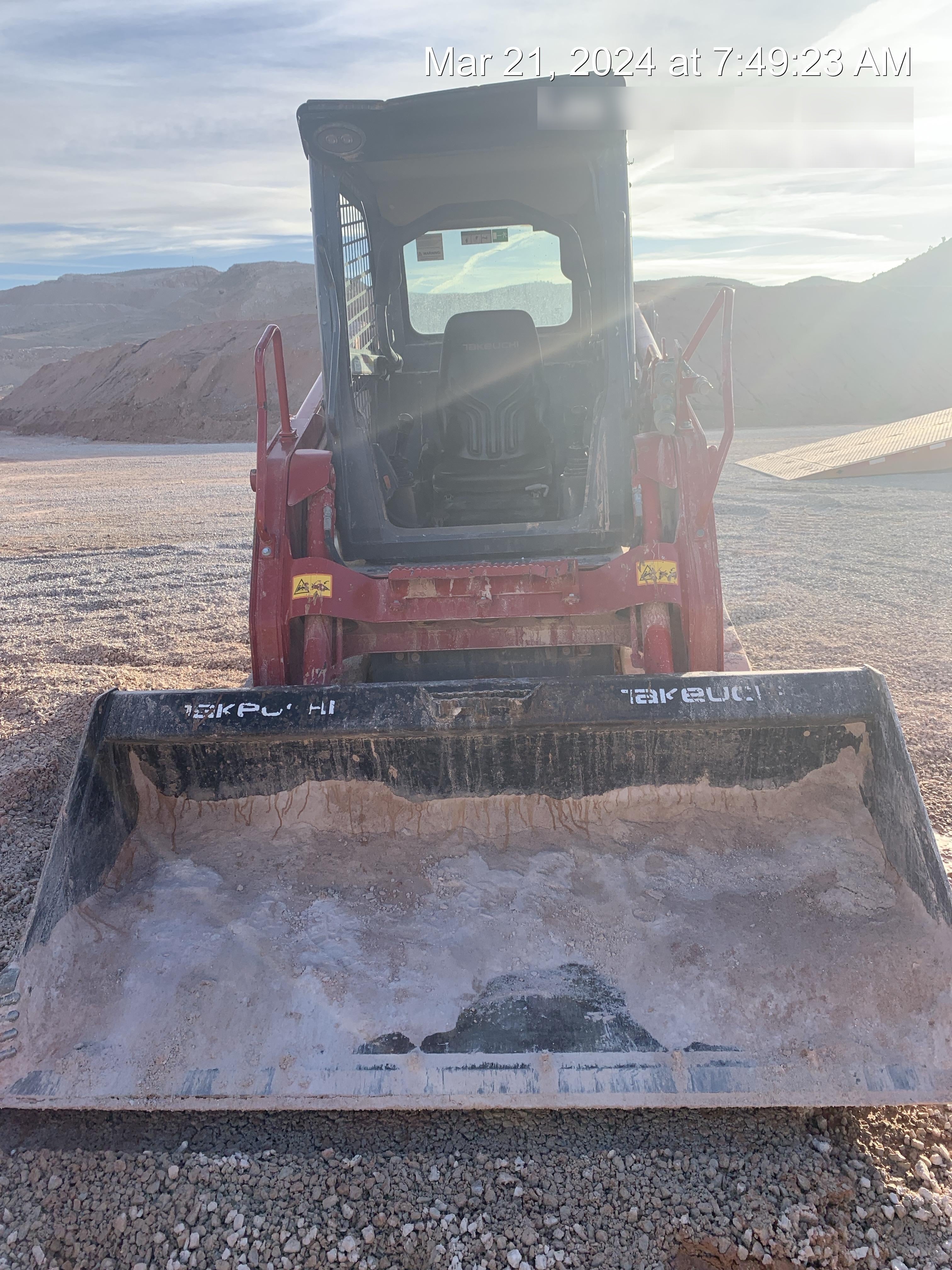 2022 TAKEUCHI TL8R2-R