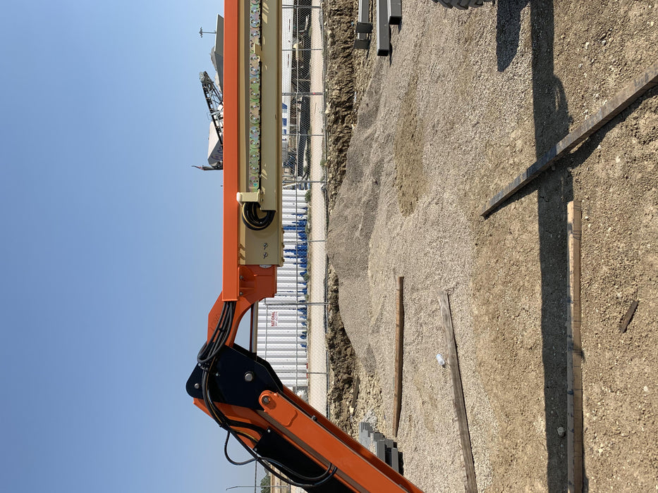2019 JLG 460SJ