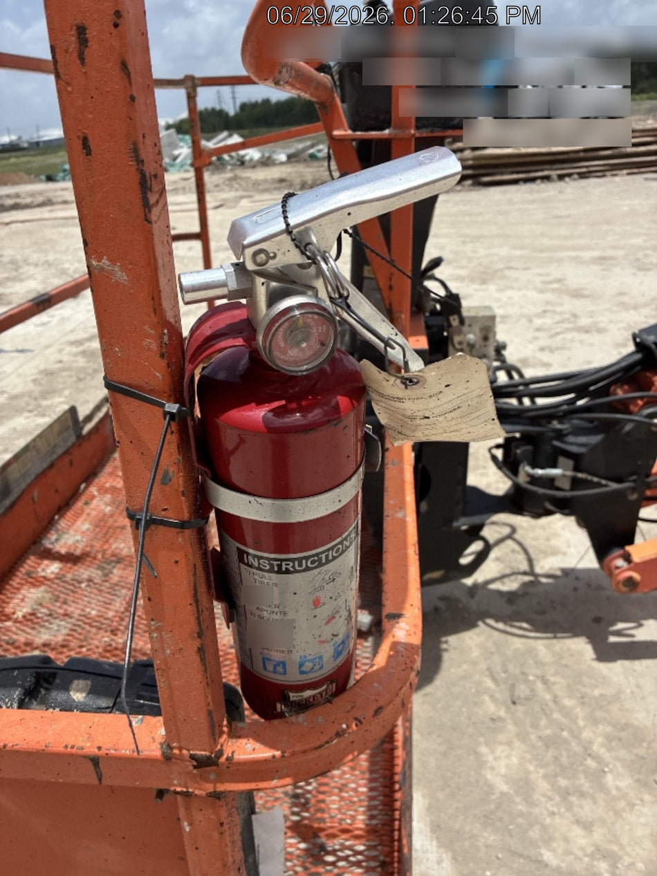 2019 JLG 660SJ