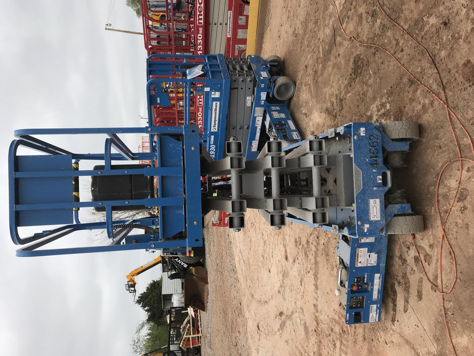 2019 Genie GS-1930 Fixed rails with chain Entry