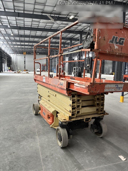 2016 JLG 3246ES