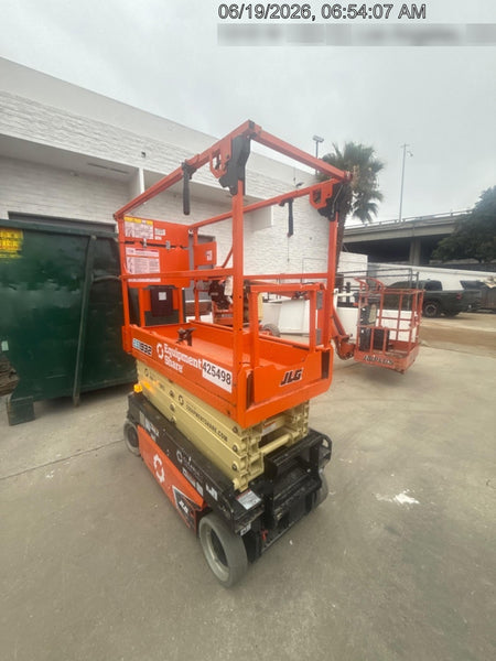 2024 JLG ES1932