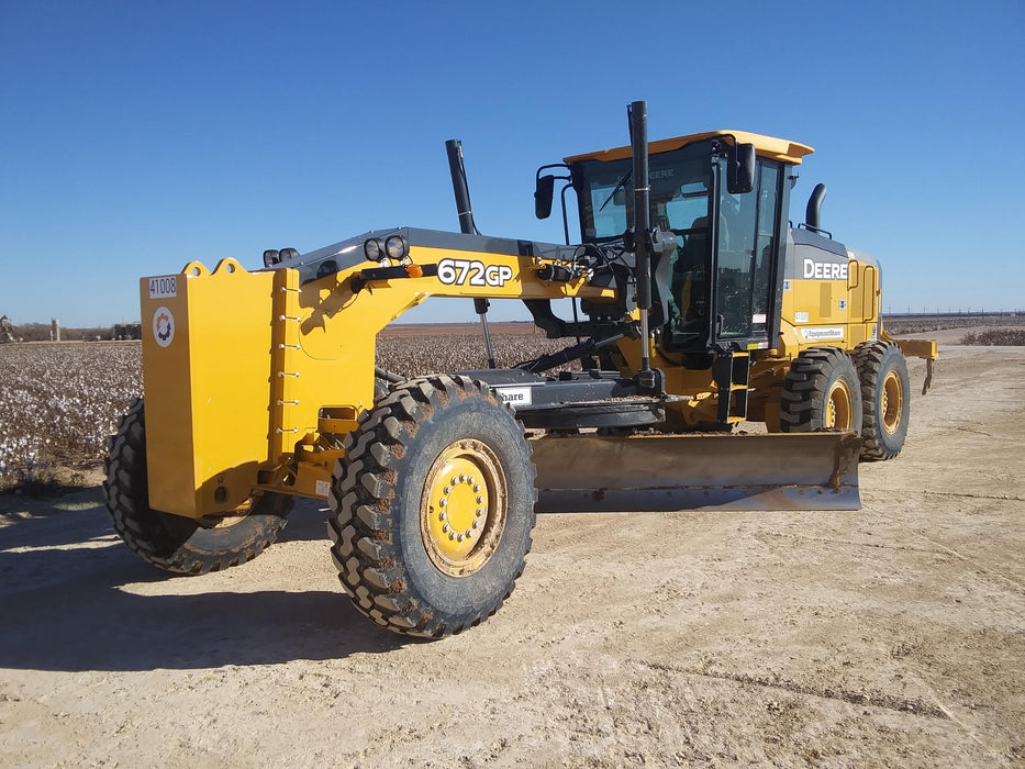2019 JOHN DEERE 672G
