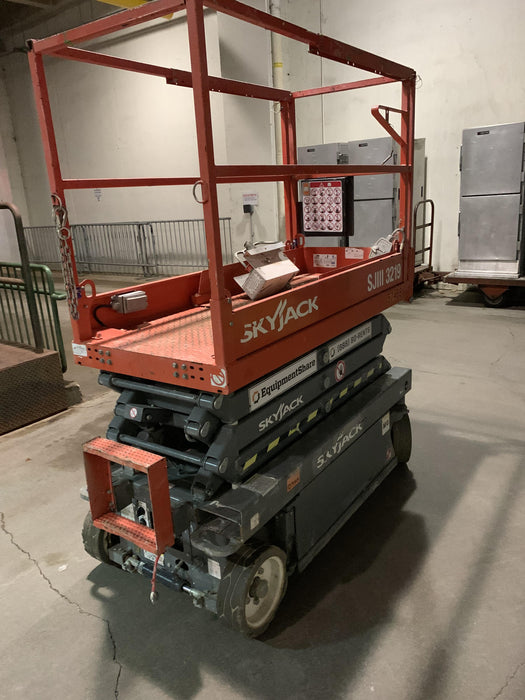 2017 Skyjack SJIII-3219 Standard Rental Specs