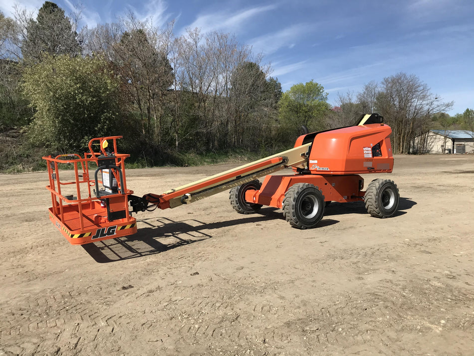 2021 JLG 400S