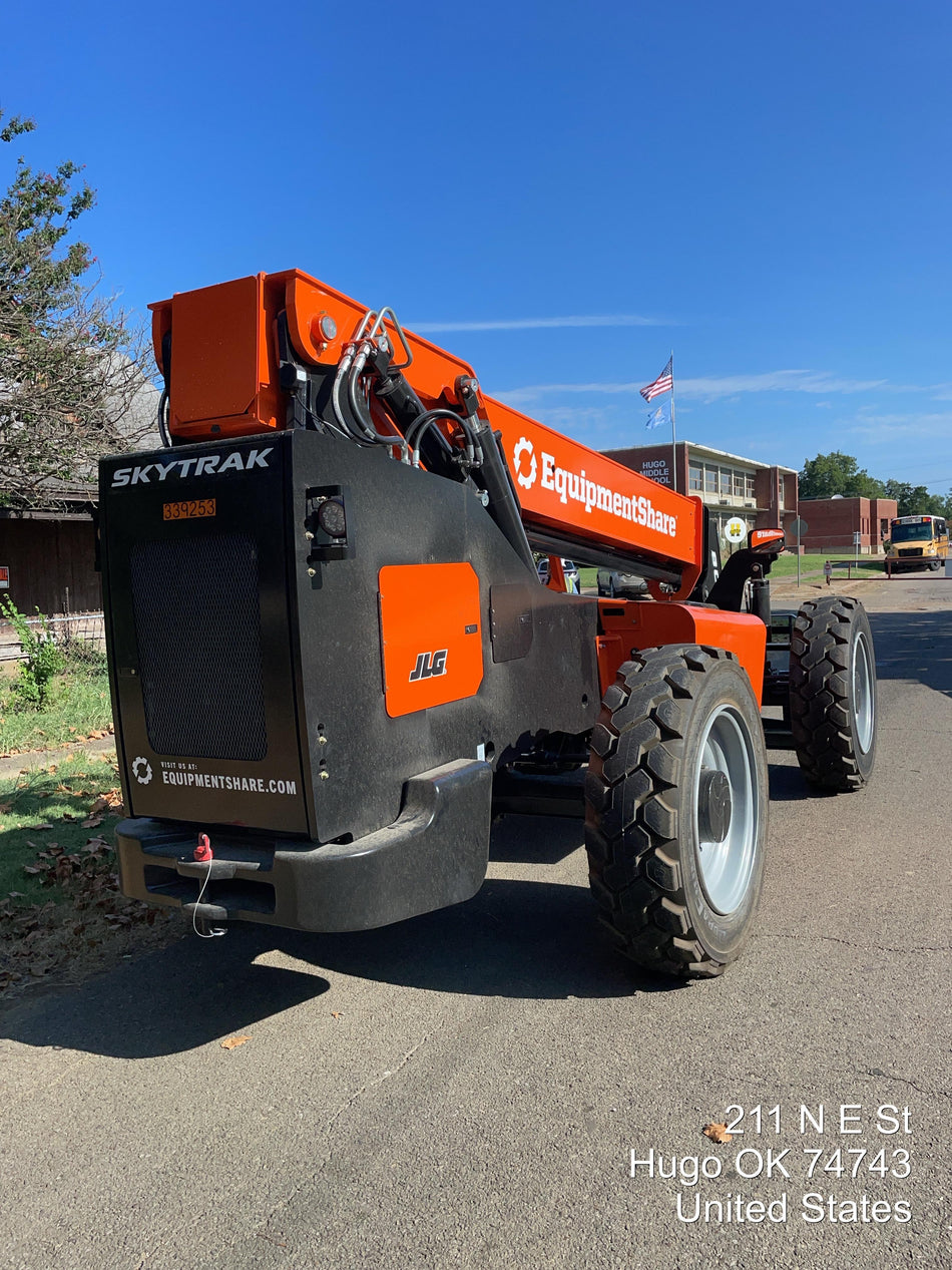 2023 SKYTRAK 8042