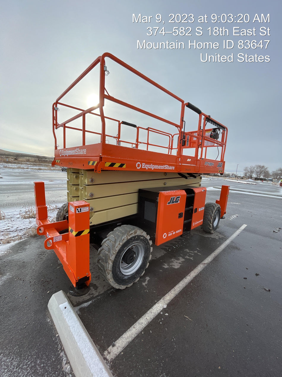 2023 JLG RT4394