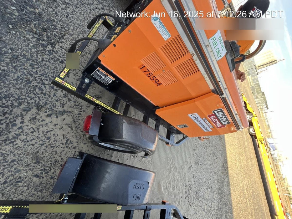 2021 Lincoln Electric Vantage 322 Vantage 322 Ready Pak 3 w/ Decals, ORANGE (includes trailer, cable rack, fender light kit) NO Telematics