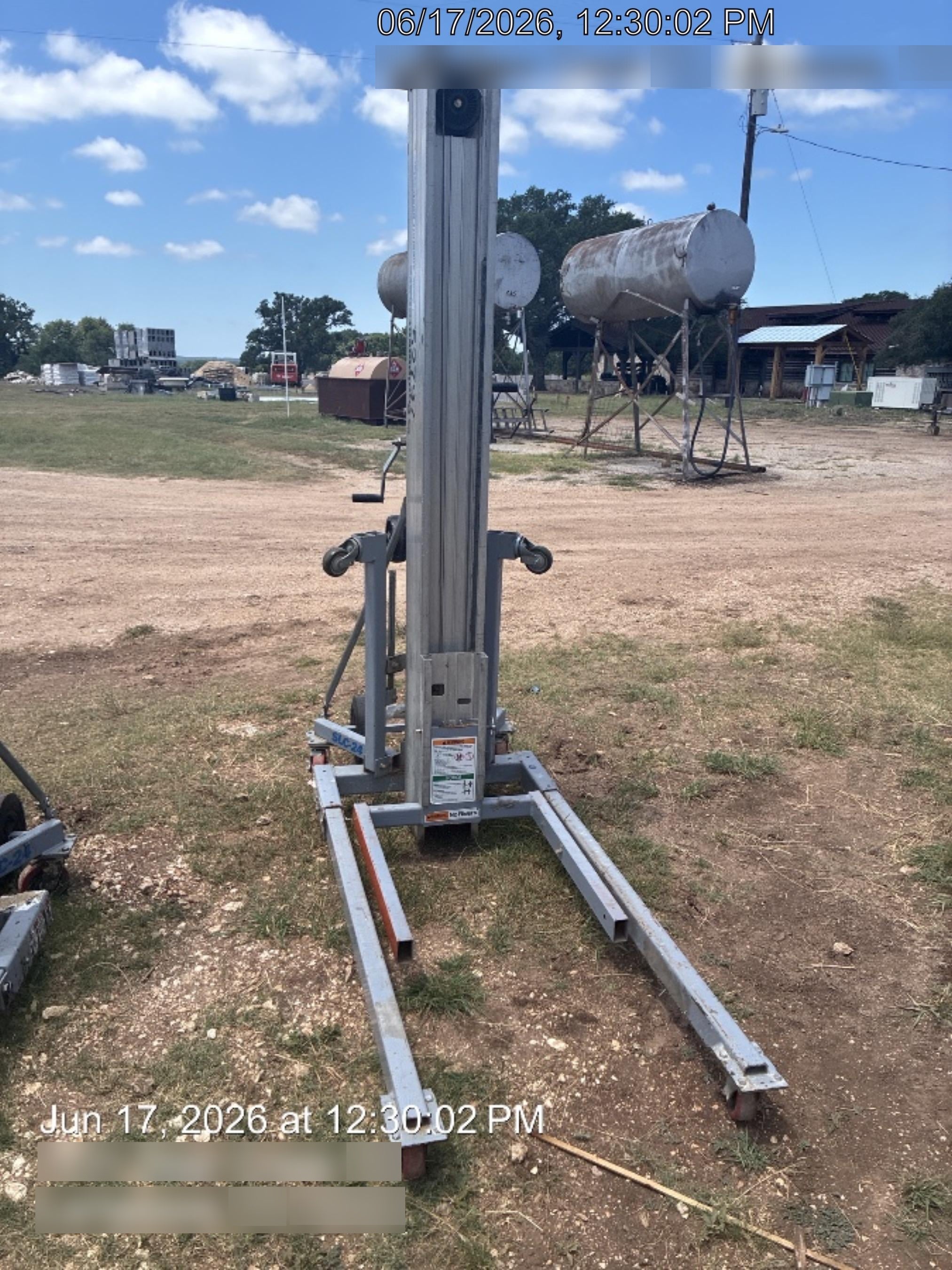 2019 GENIE SLC-24