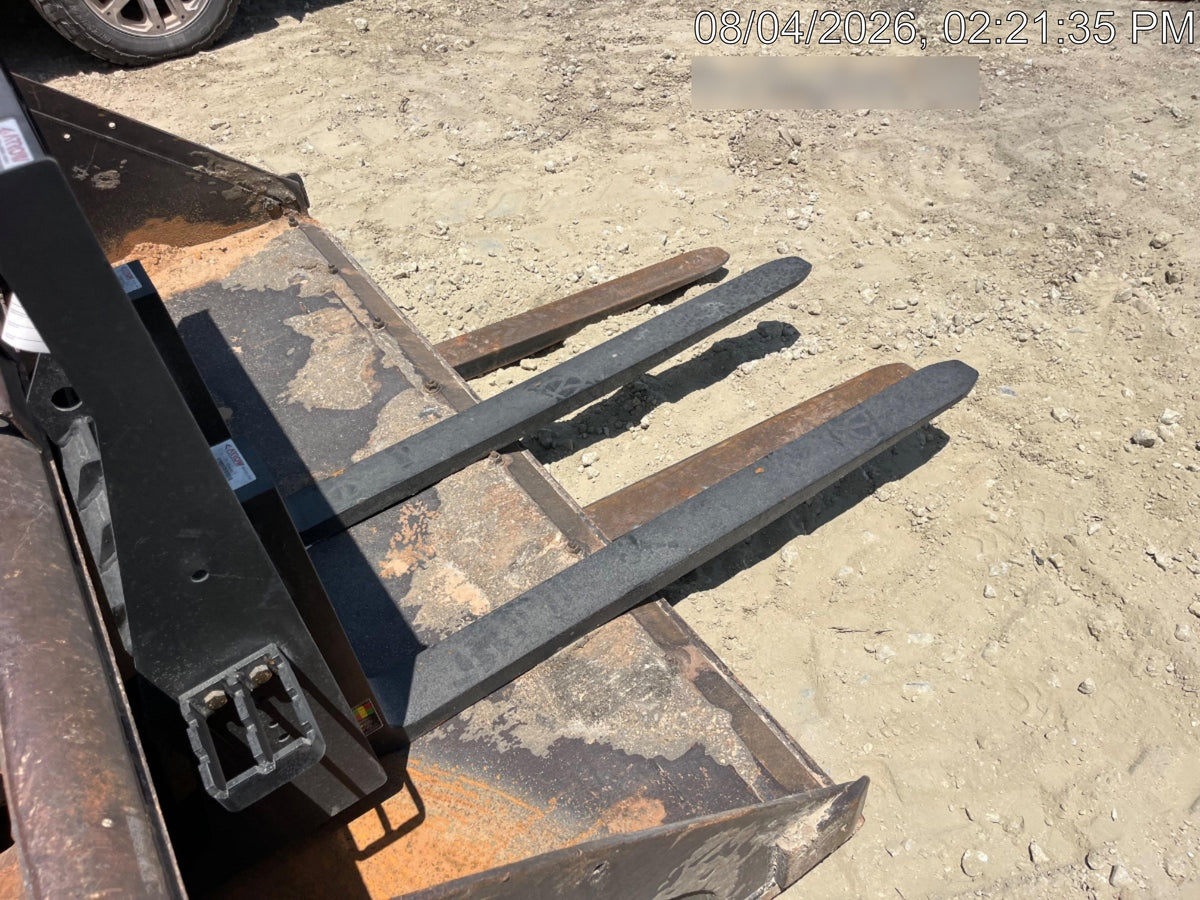 2026 ARROW MATERIAL HANDLING 48" Pallet Forks - Arrow