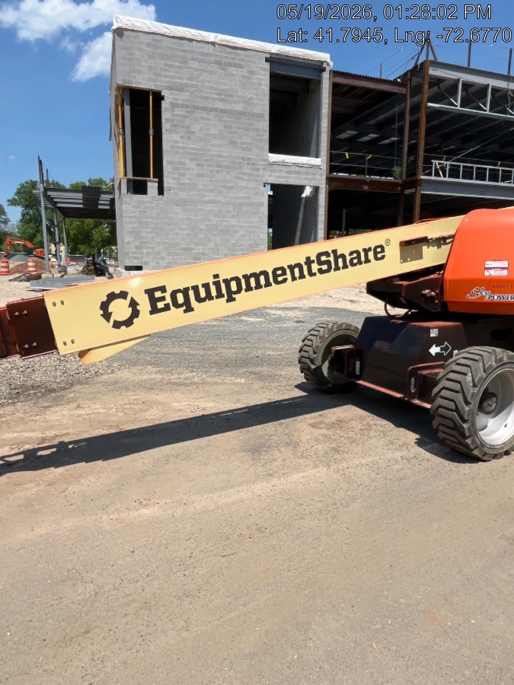 2025 JLG 660SJ