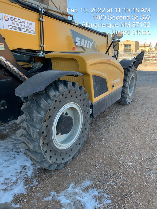 2021 SANY STH1056