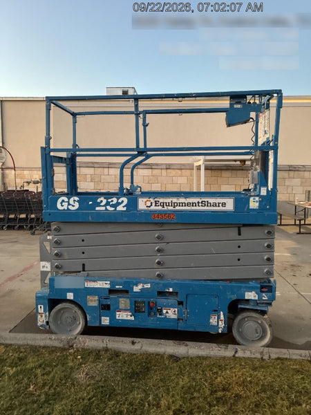 2023 GENIE GS-3232