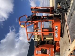 2019 JLG E300AJP