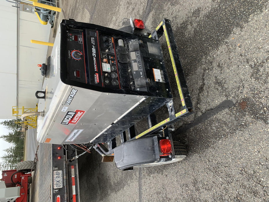 2019 Lincoln Electric Vantage 322 Welder Ready-Pak 3, Two wheel trailer, Fender and Light kit, Cable Rack