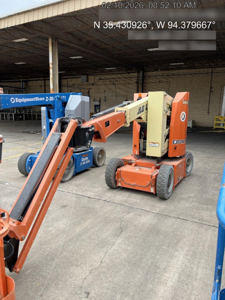 2019 JLG E300AJP