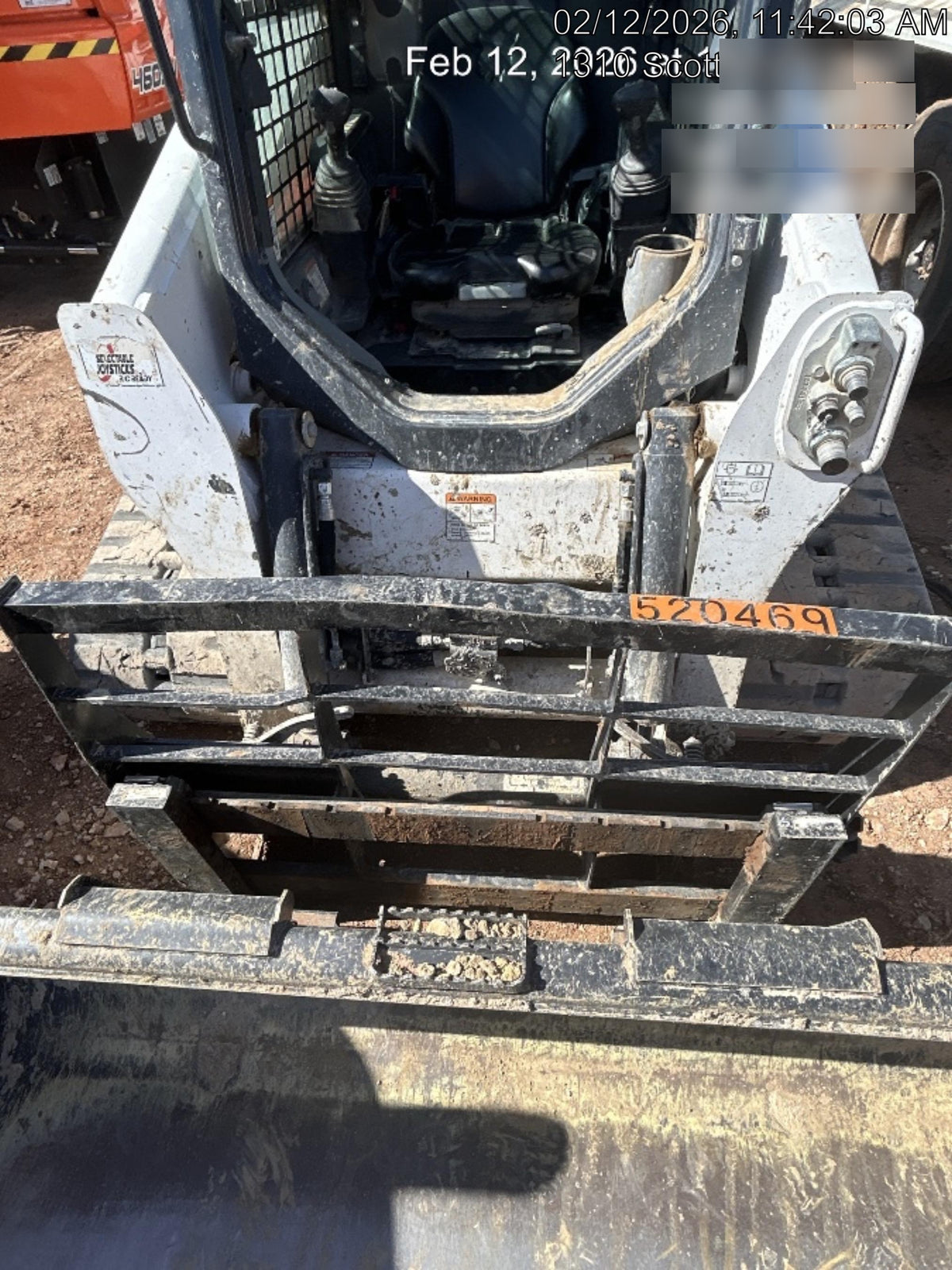 2025 ARROW MATERIAL HANDLING 60" Pallet Forks - Arrow