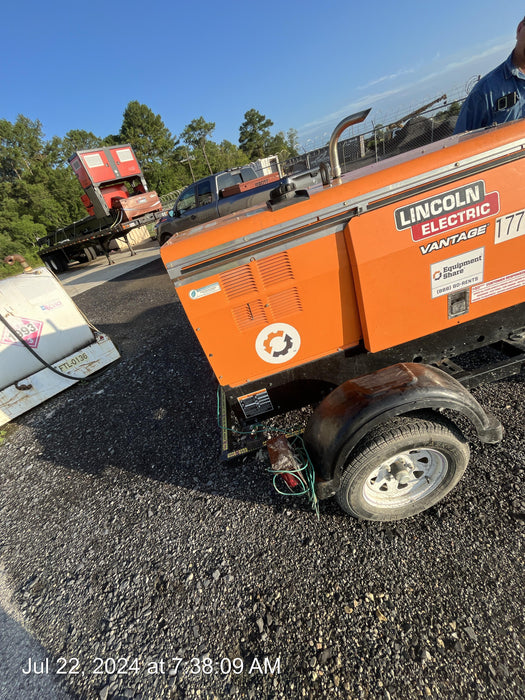 2021 Lincoln Electric Vantage 322 Vantage 322 Ready Pak 3 w/ Decals, ORANGE (includes trailer, cable rack, fender light kit) NO Telematics