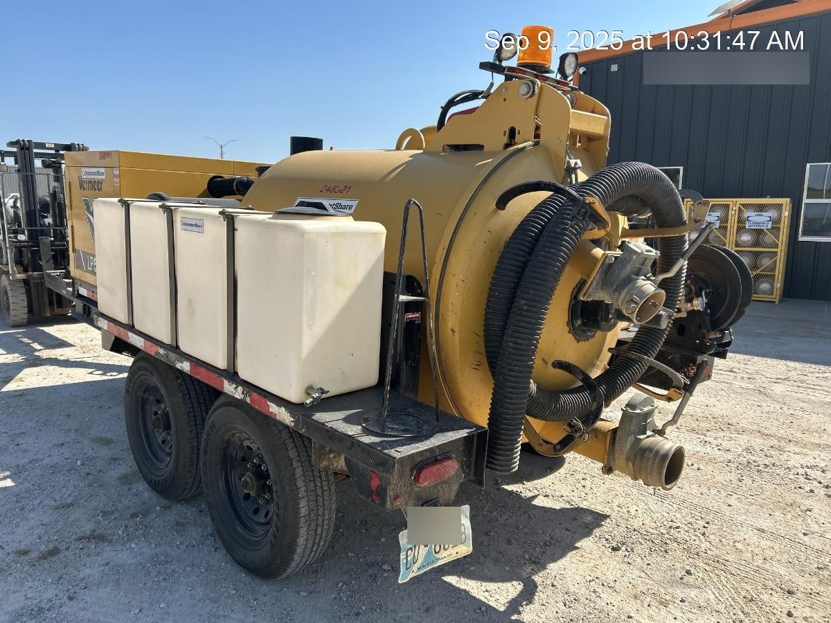 2022 VAC-TRON LP573XDT