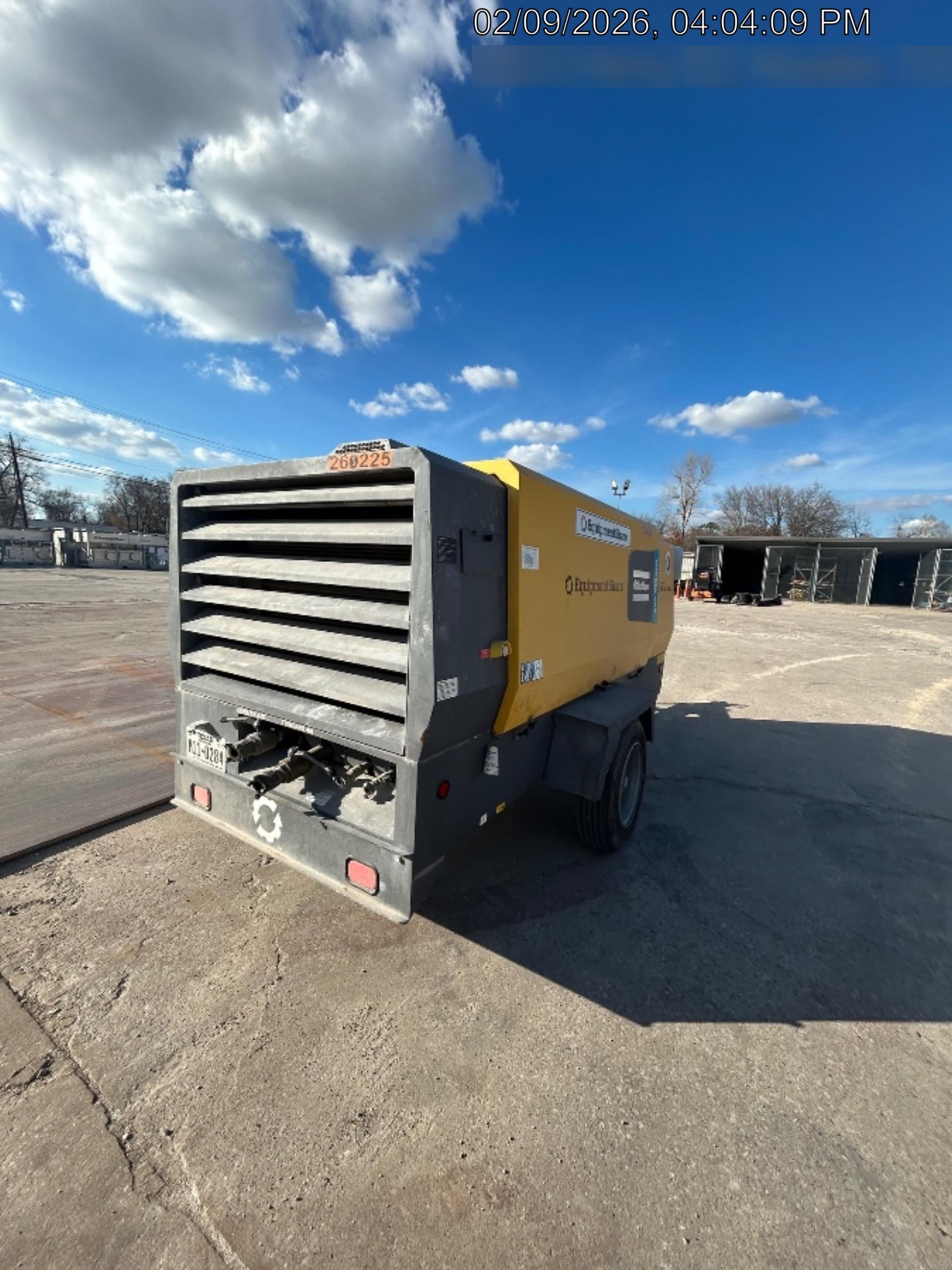2022 ATLAS COPCO XAS 900