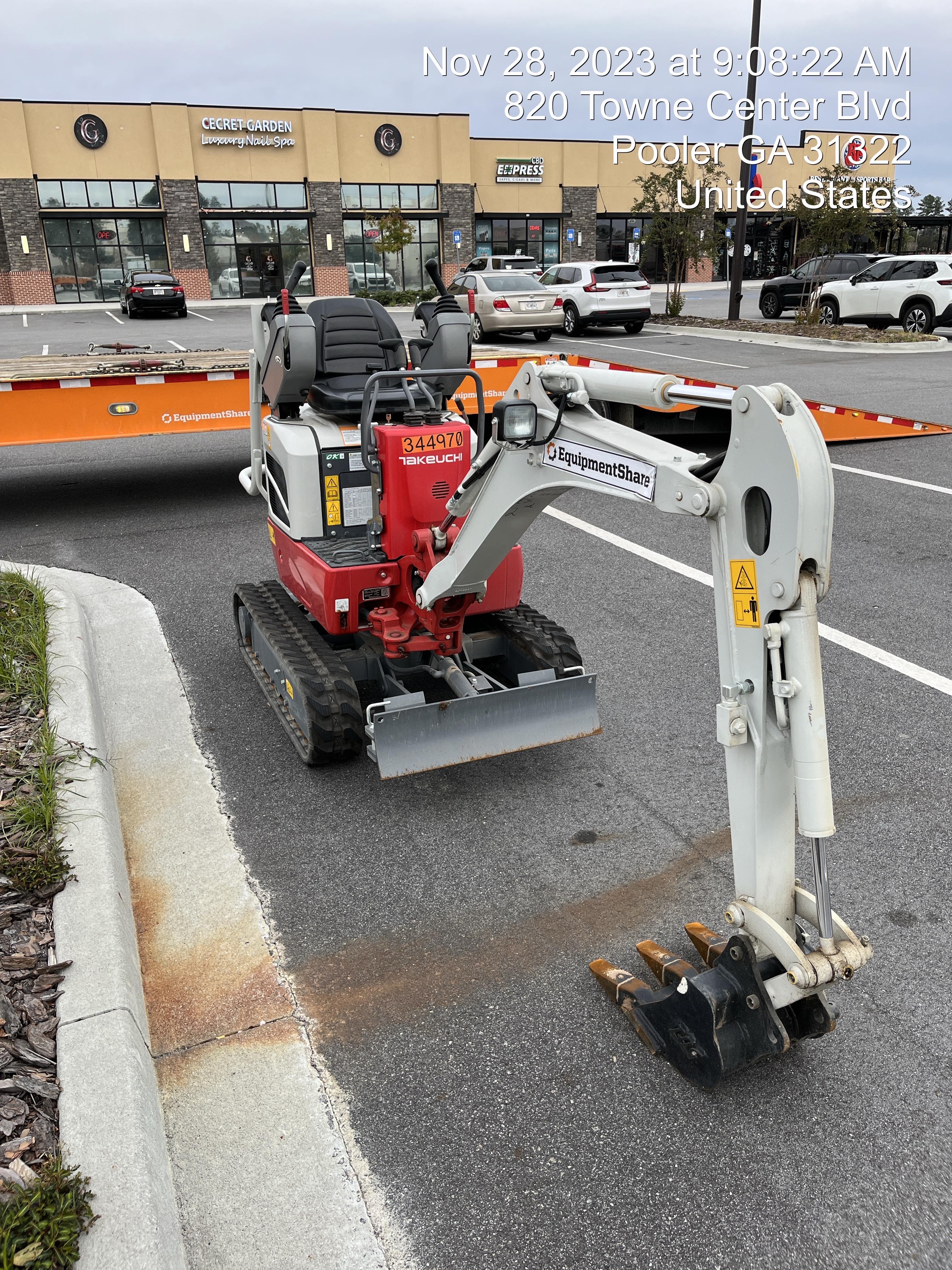 2023 TAKEUCHI TB210R