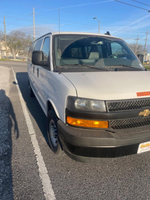2025 CHEVROLET Express Van - Rental