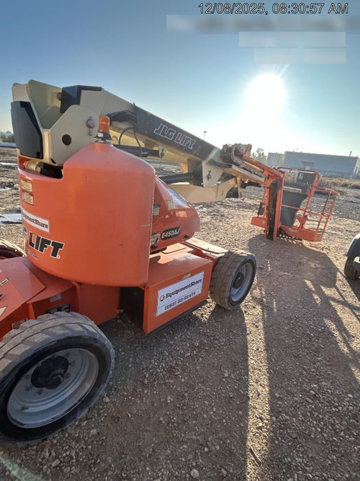 2019 JLG E450AJ
