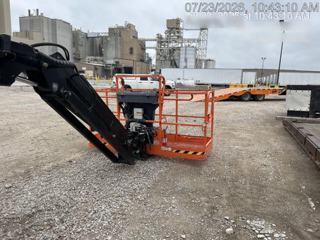 2023 JLG 660SJ