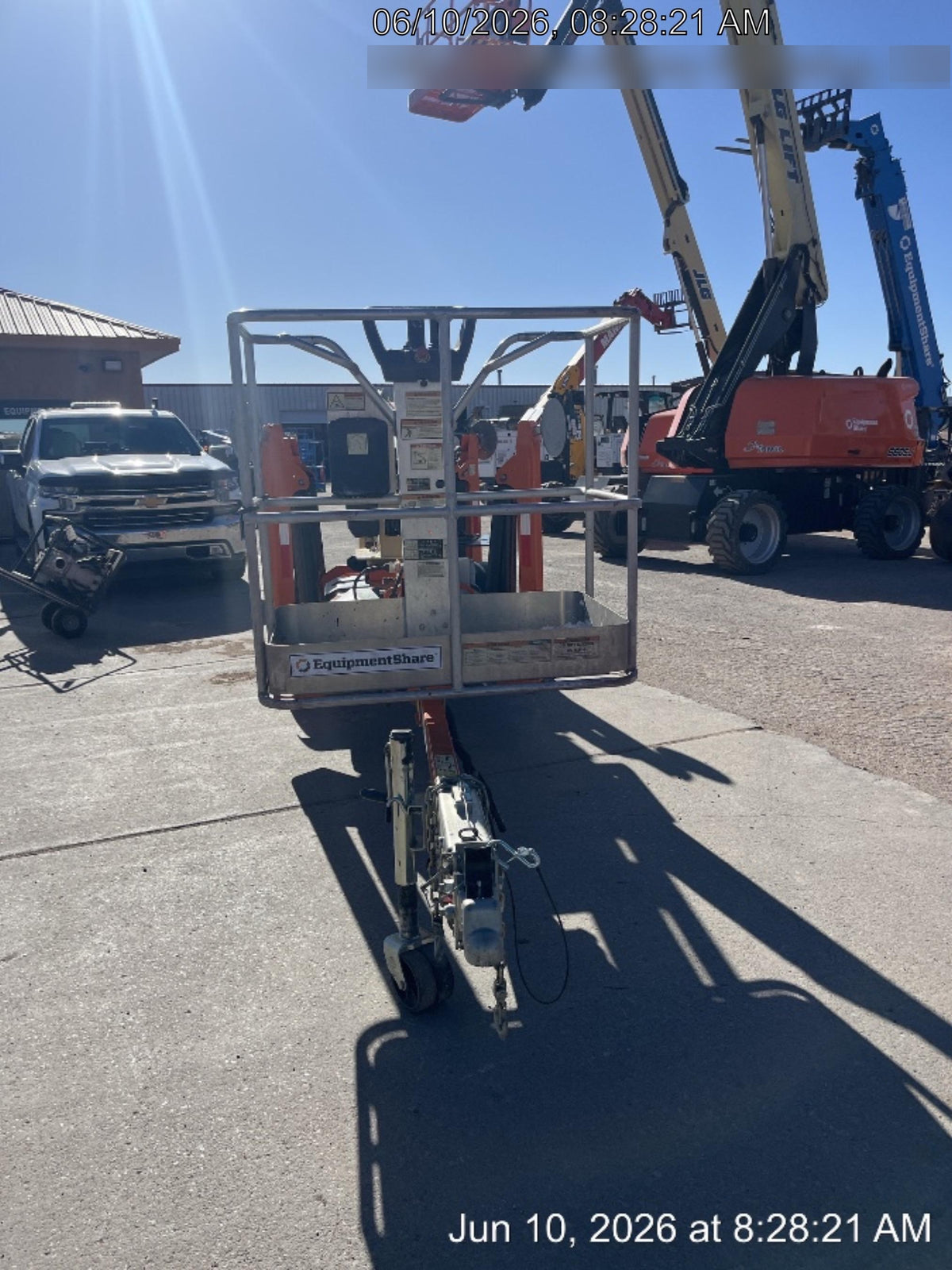 2022 JLG T350