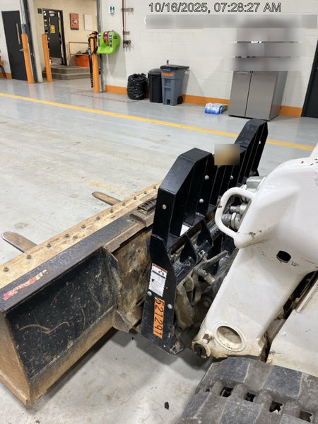 2025 ARROW MATERIAL HANDLING 24" Pallet Fork Frame