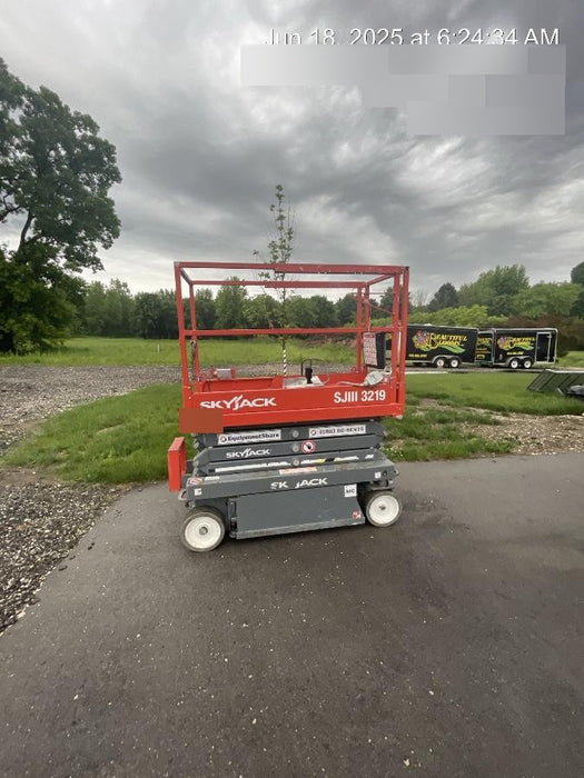 2018 Skyjack SJIII-3219 Standard Rental Specs