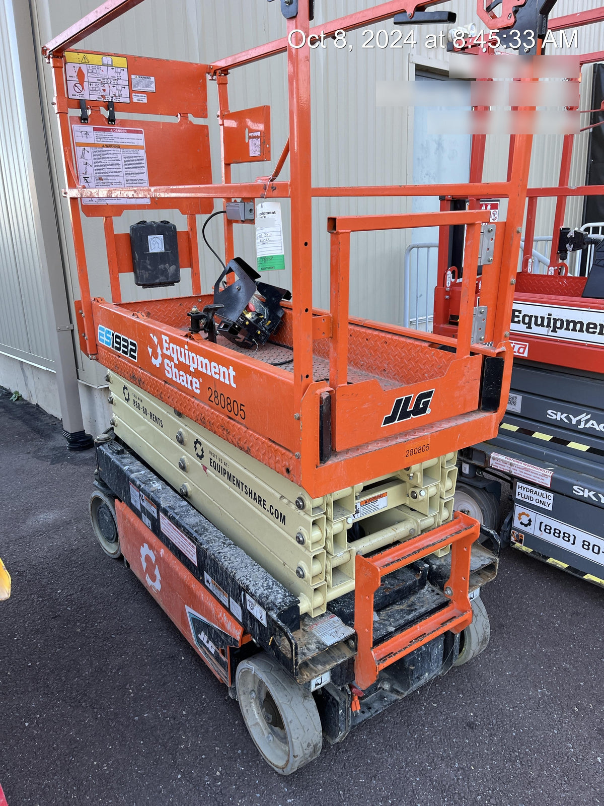 2022 JLG ES1932