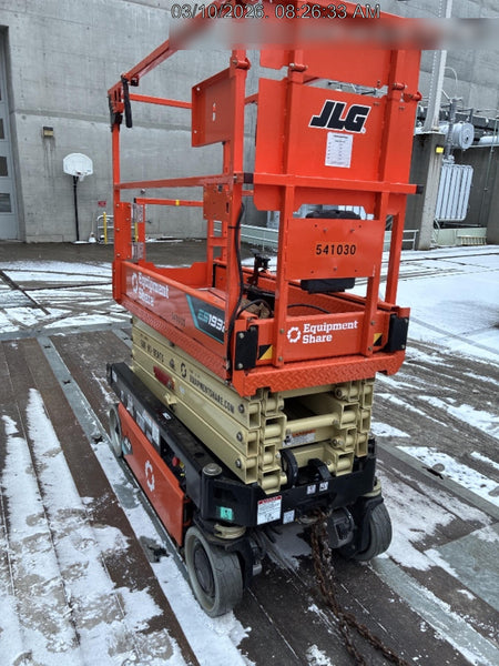 2025 JLG ES1932