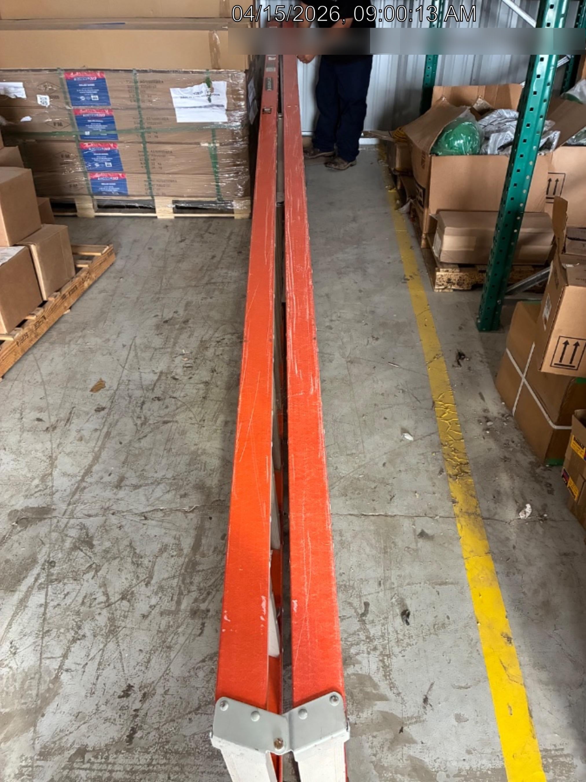 2023 LOUISVILLE LADDER FM1400HD