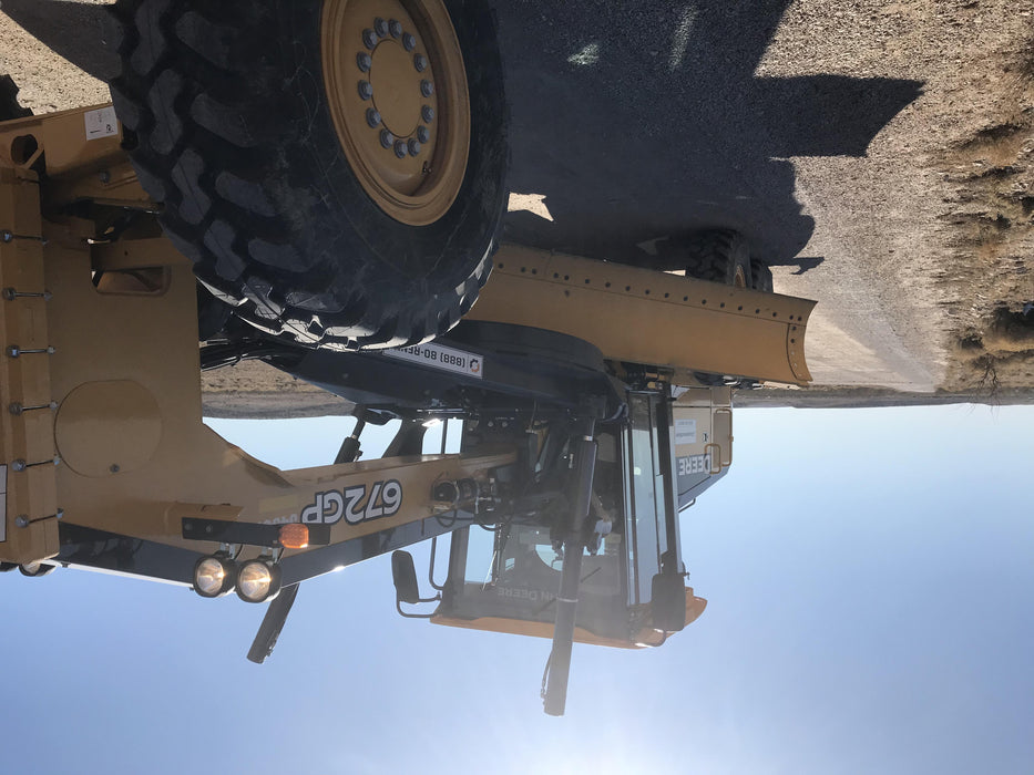 2020 JOHN DEERE 672G