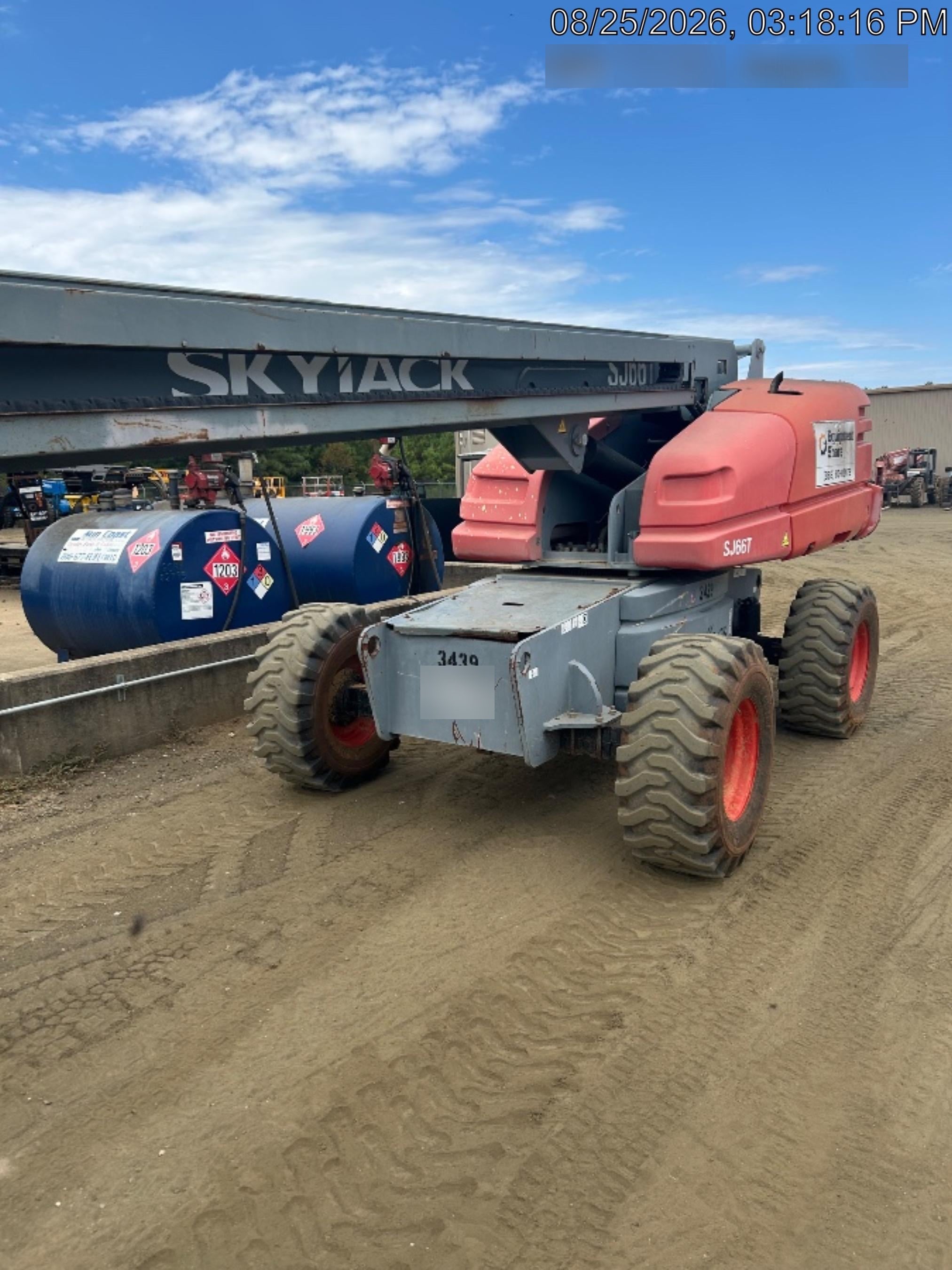 2016 SKYJACK SJ66T