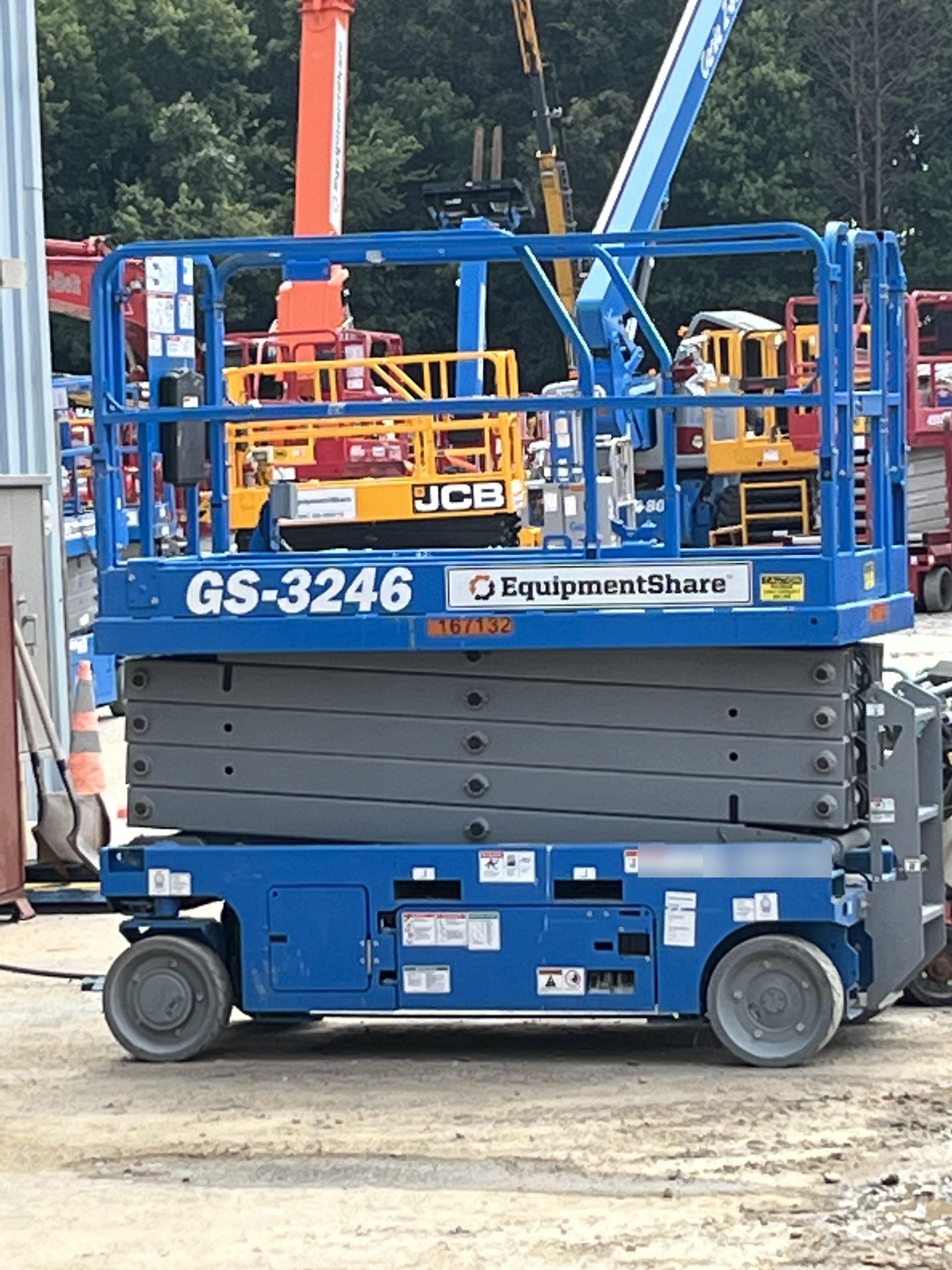 2021 GENIE GS-3246