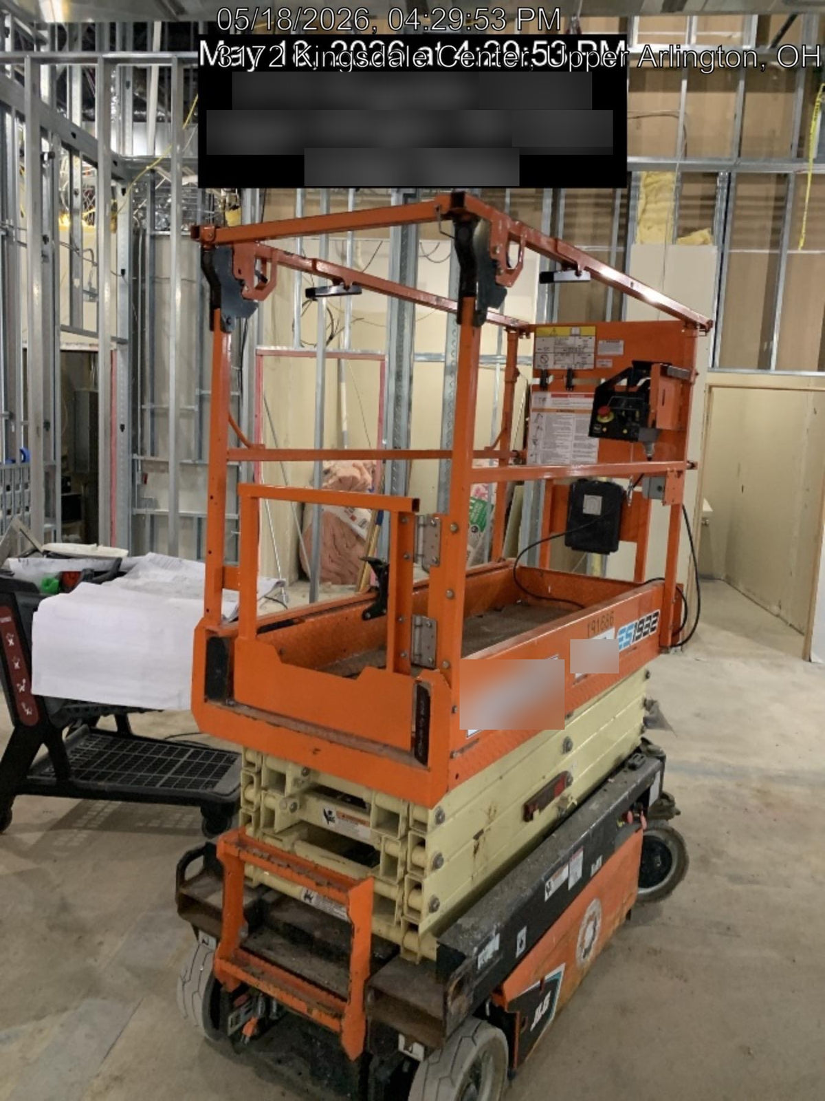 2021 JLG ES1932